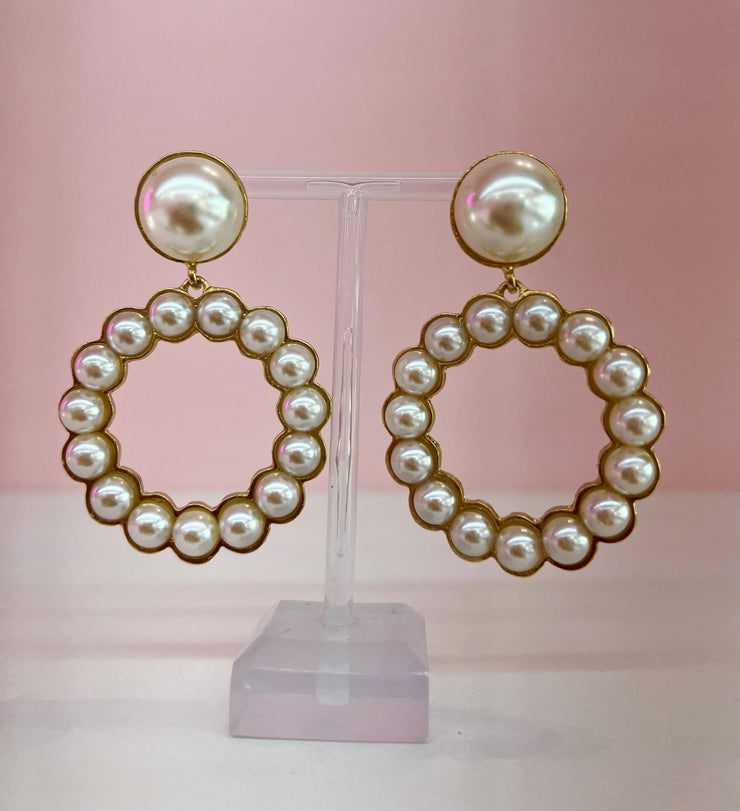 Pearly earring